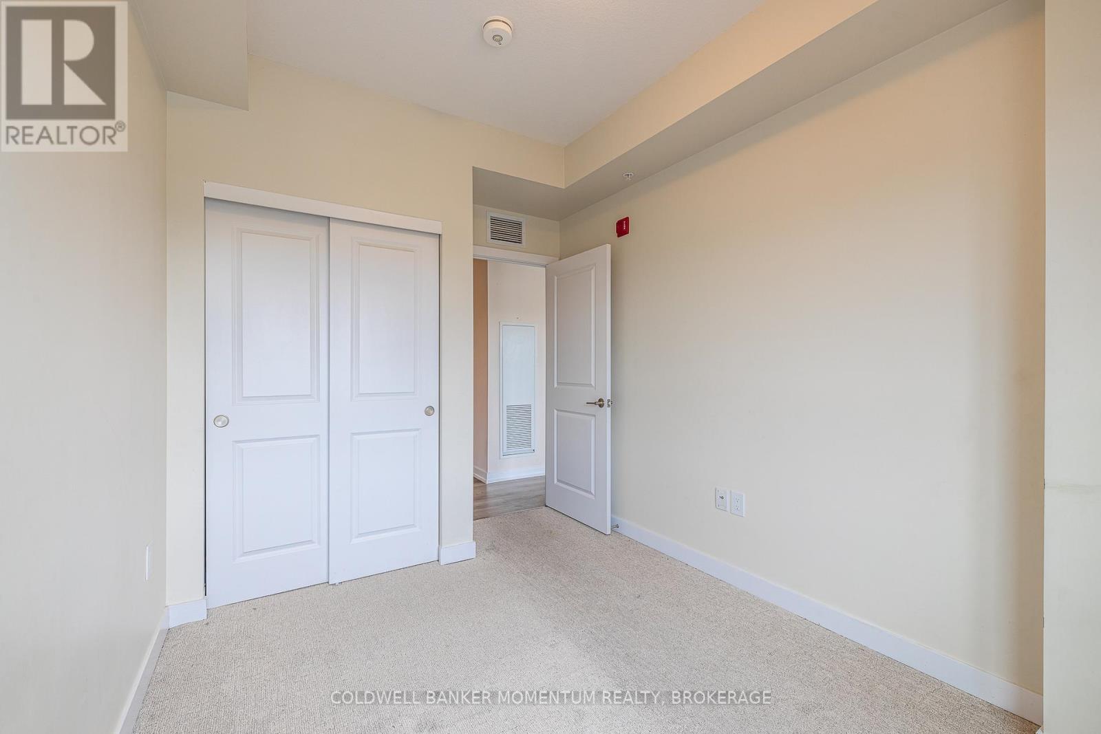 Photo 15 of 416 121 Highway 8, Hamilton ON