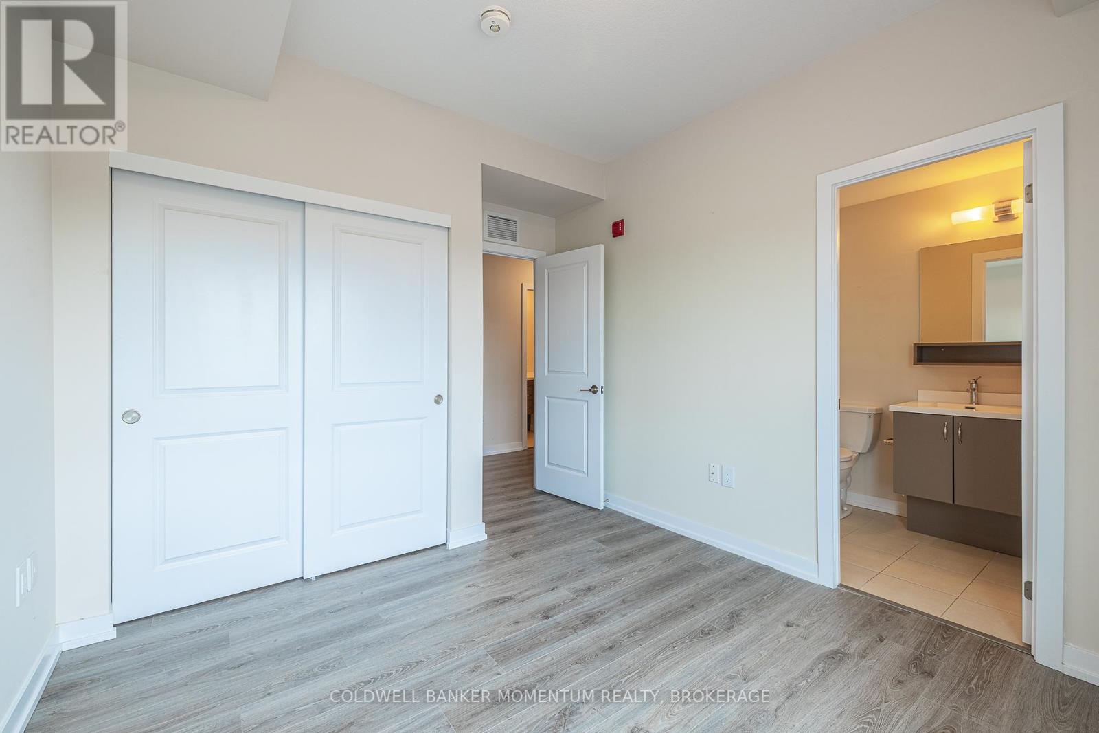 Photo 17 of 416 121 Highway 8, Hamilton ON