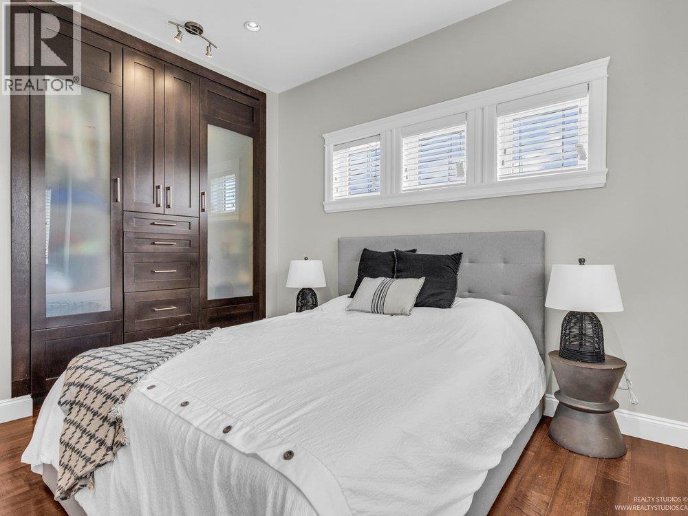 4188 FIR STREET, Burnaby