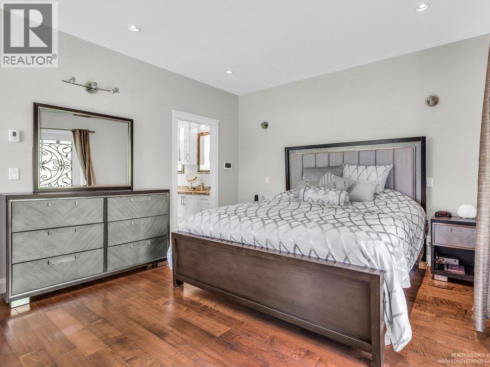 4188 FIR STREET, Burnaby