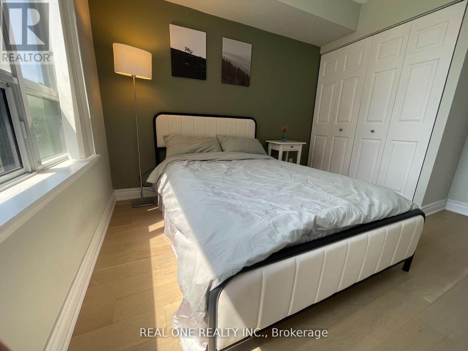 Photo 30 of 501 153 Beecroft Road, Toronto ON