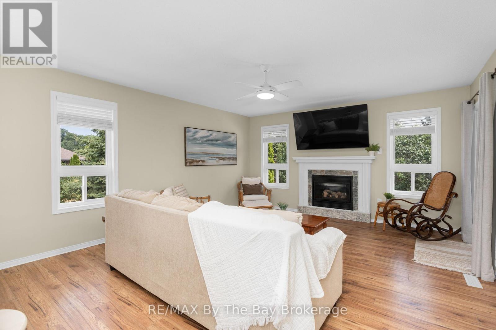 Photo 25 of 35 Northwood Drive, Wasaga Beach ON