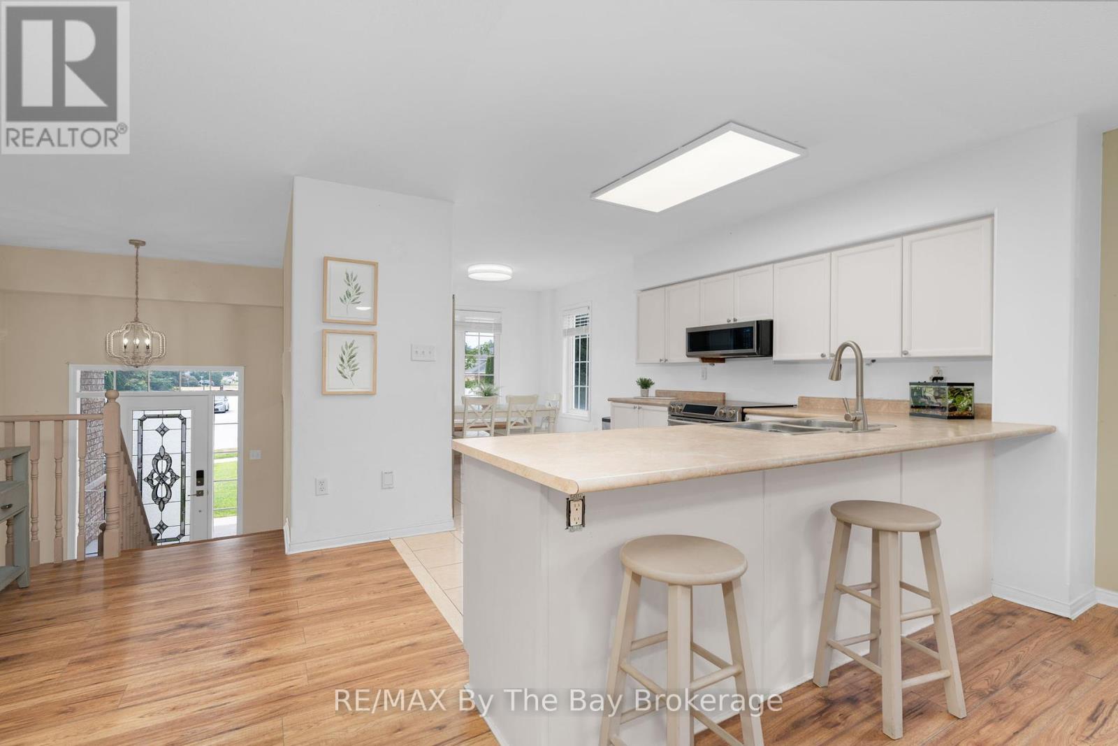 Photo 32 of 35 Northwood Drive, Wasaga Beach ON