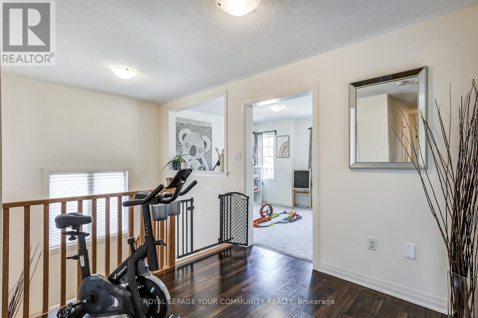Photo 30 of 136 Casserley Crescent, New Tecumseth ON