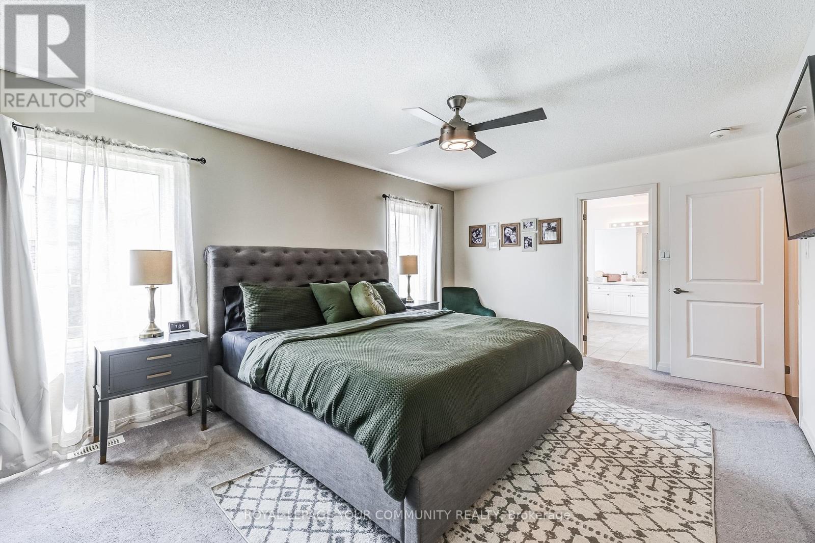 Photo 32 of 136 Casserley Crescent, New Tecumseth ON
