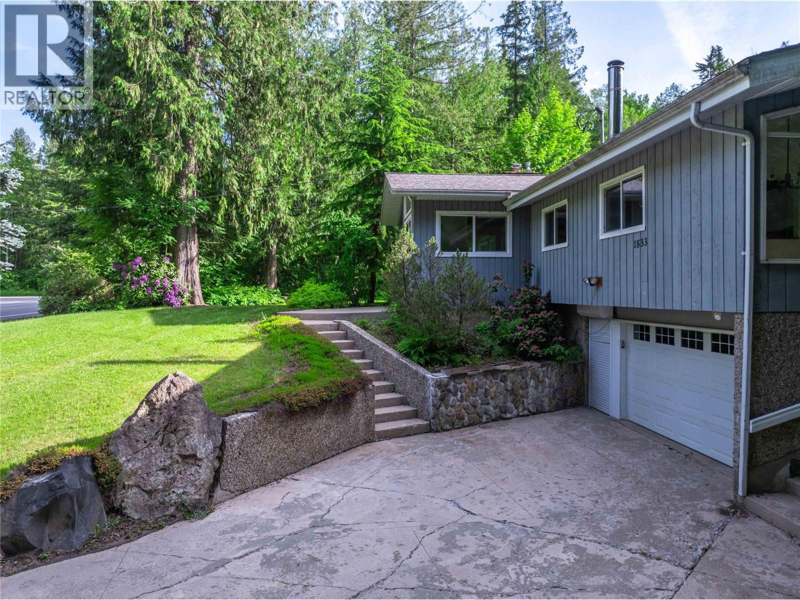 1833 Park Drive, Revelstoke