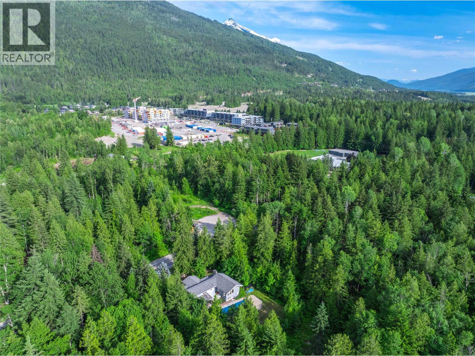 1833 Park Drive, Revelstoke