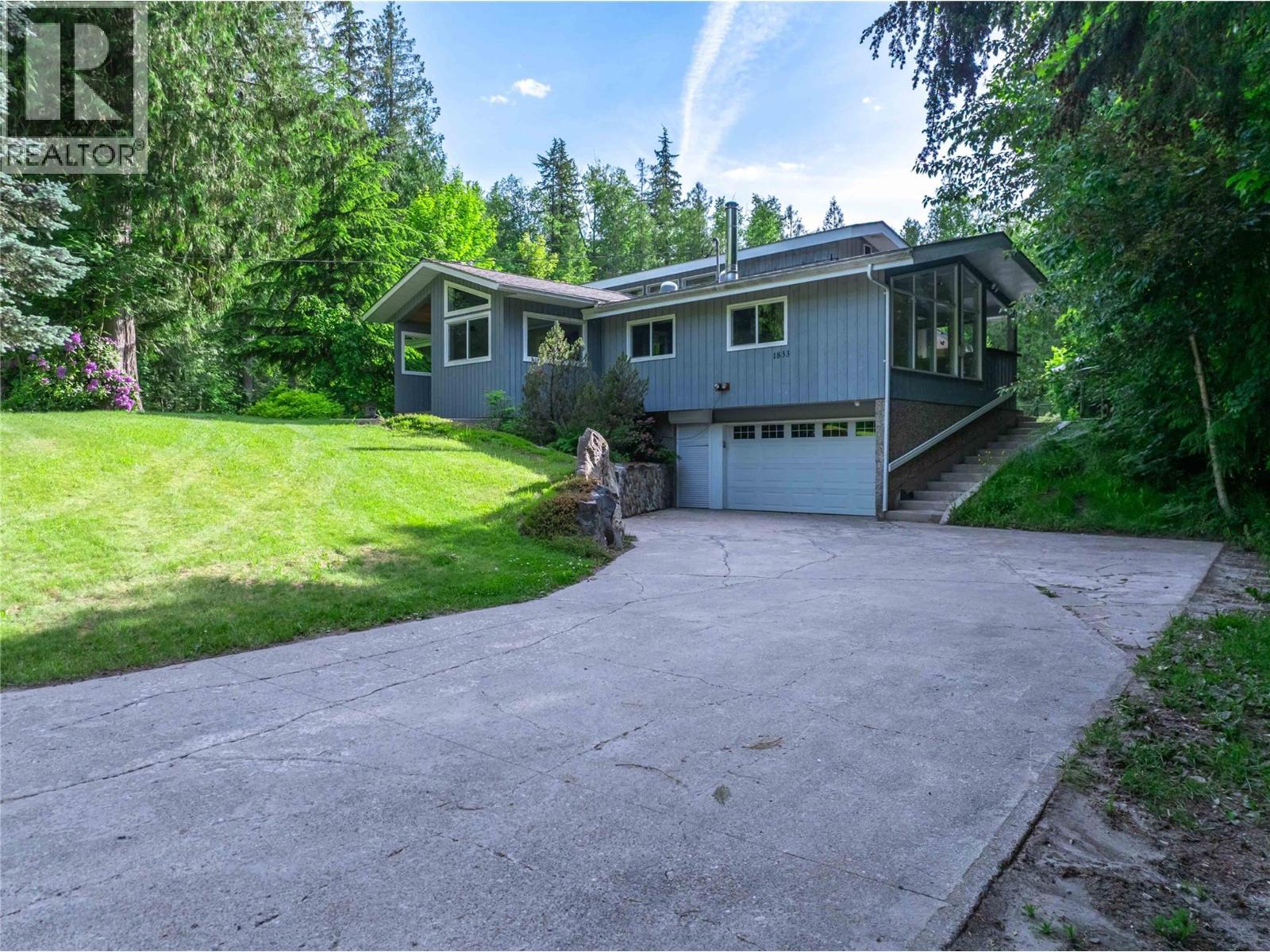 1833 Park Drive, Revelstoke