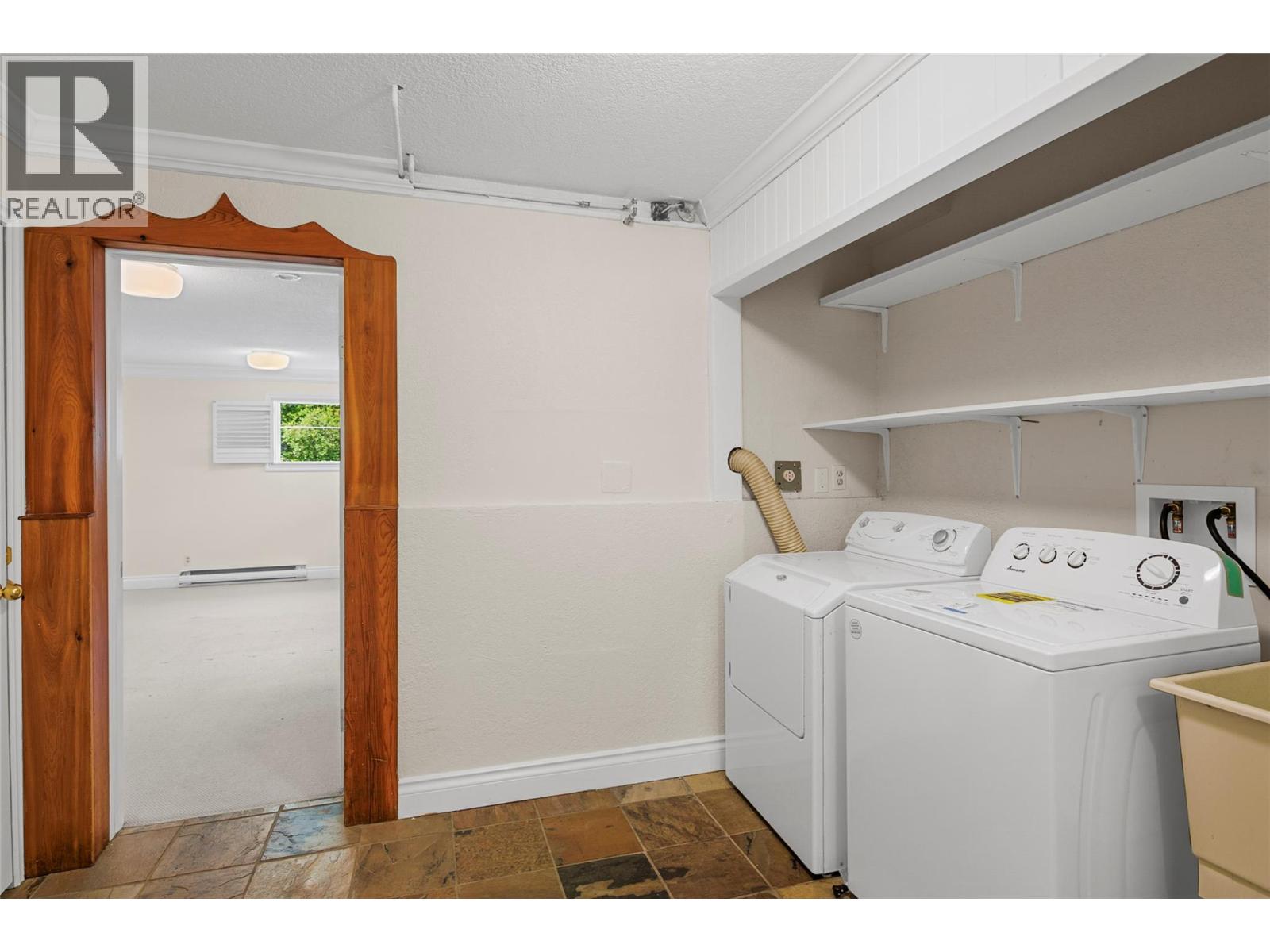 1833 Park Drive, Revelstoke