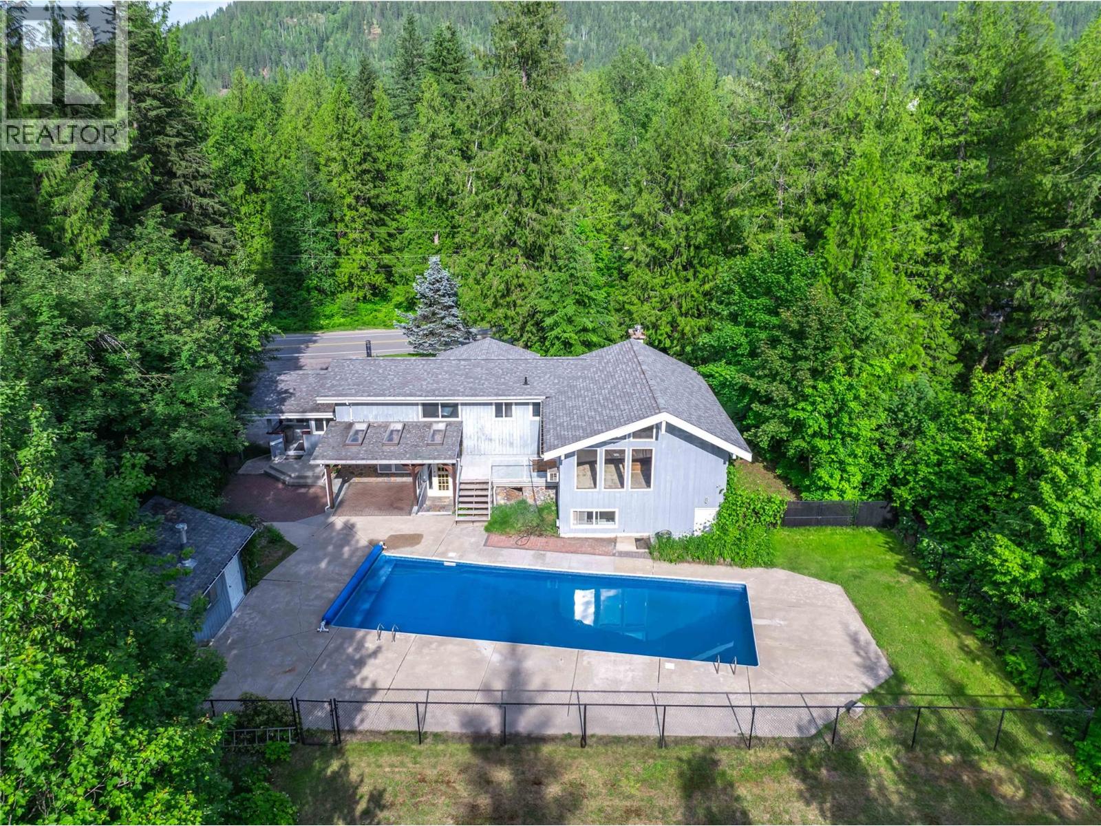 1833 Park Drive, Revelstoke
