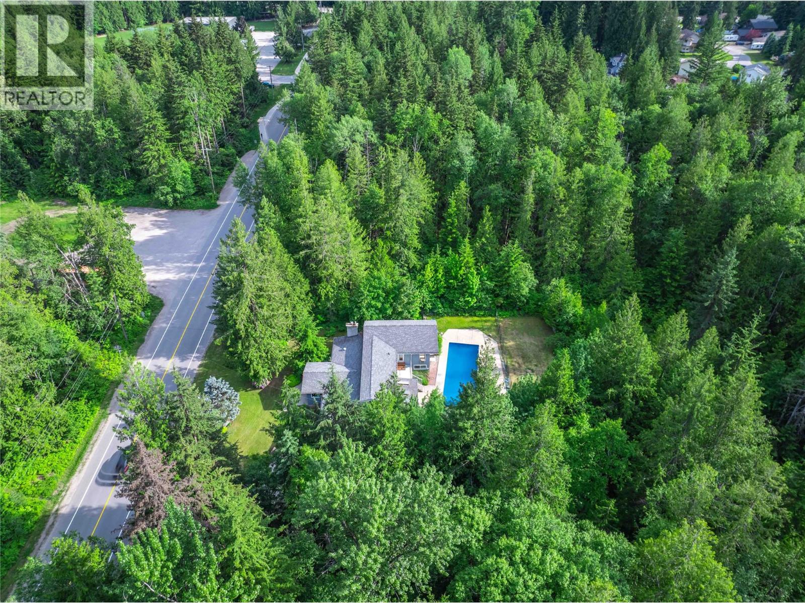 1833 Park Drive, Revelstoke