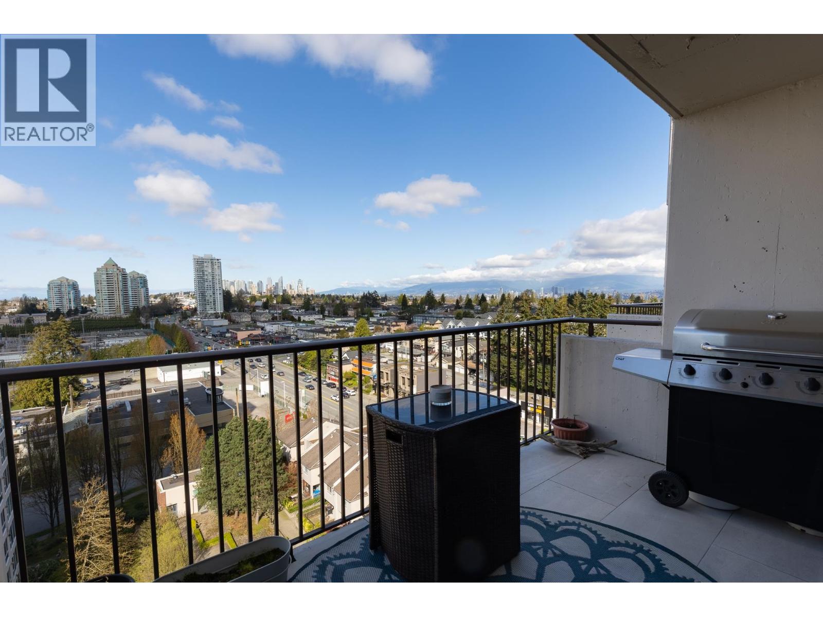 Photo 10 of 1404 7235 Salisbury Avenue, Burnaby BC