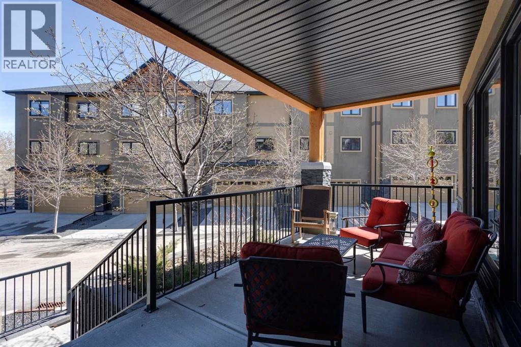 Single Family House for Sale in  Valley Ridge Manor NW Valley Ridge Calgary 