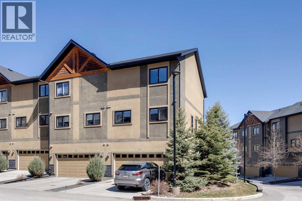 Single Family House for Sale in  Valley Ridge Manor NW Valley Ridge Calgary 