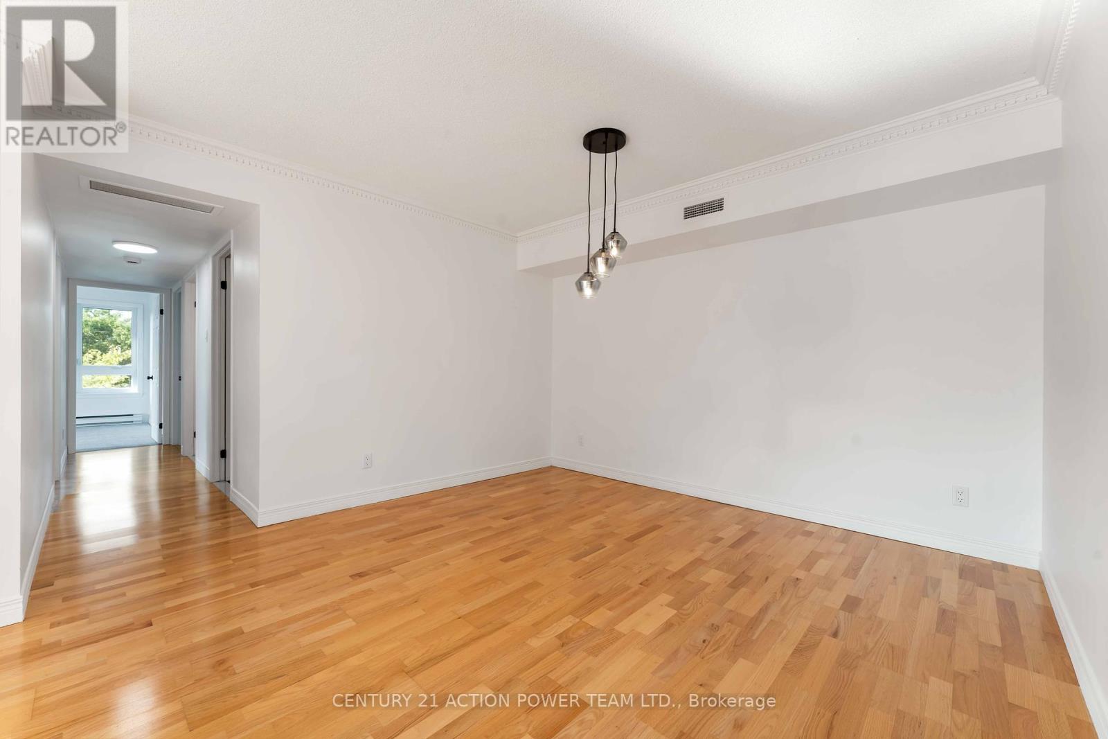 Photo 37 of Ph 6 939 North River Road, Ottawa ON