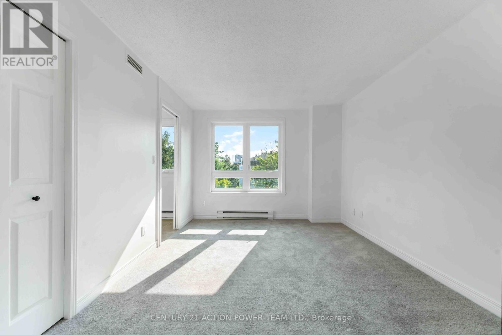 Photo 22 of Ph 6 939 North River Road, Ottawa ON