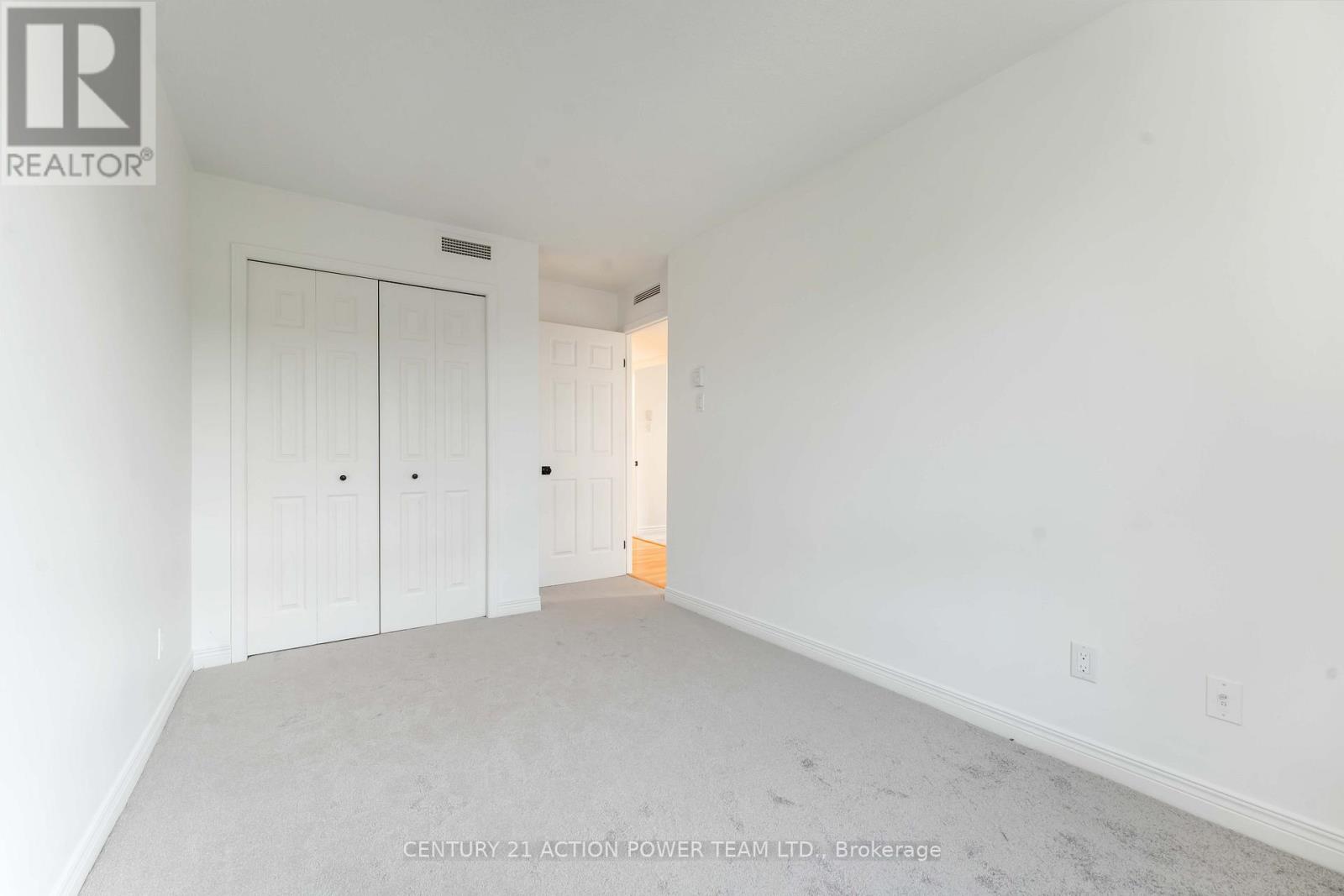 Photo 45 of Ph 6 939 North River Road, Ottawa ON