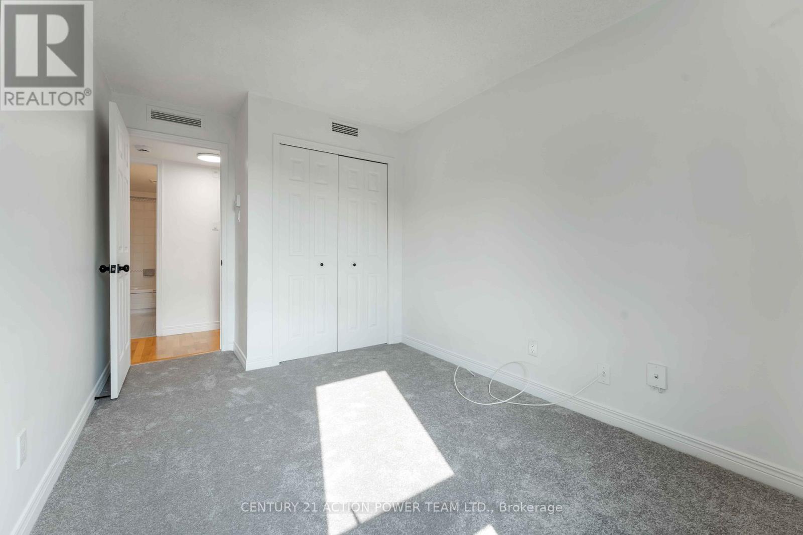 Photo 49 of Ph 6 939 North River Road, Ottawa ON