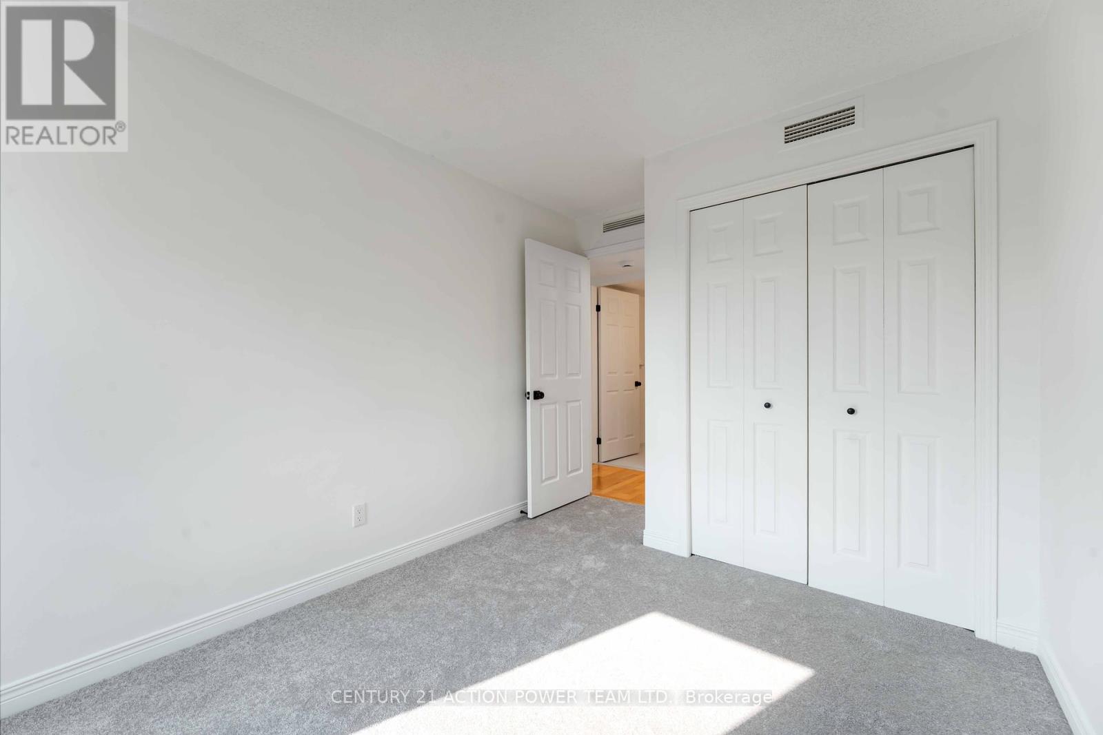 Photo 38 of Ph 6 939 North River Road, Ottawa ON