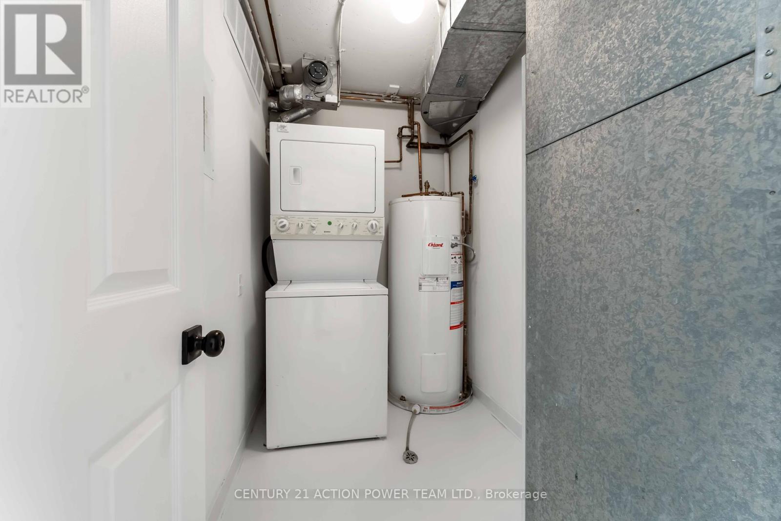 Photo 42 of Ph 6 939 North River Road, Ottawa ON