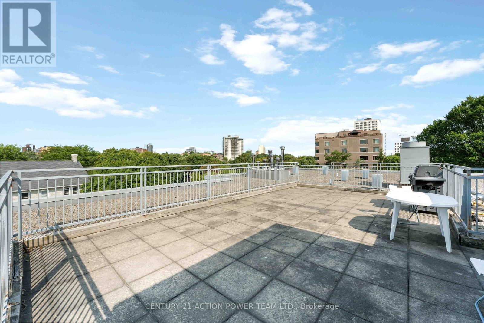 Photo 32 of Ph 6 939 North River Road, Ottawa ON