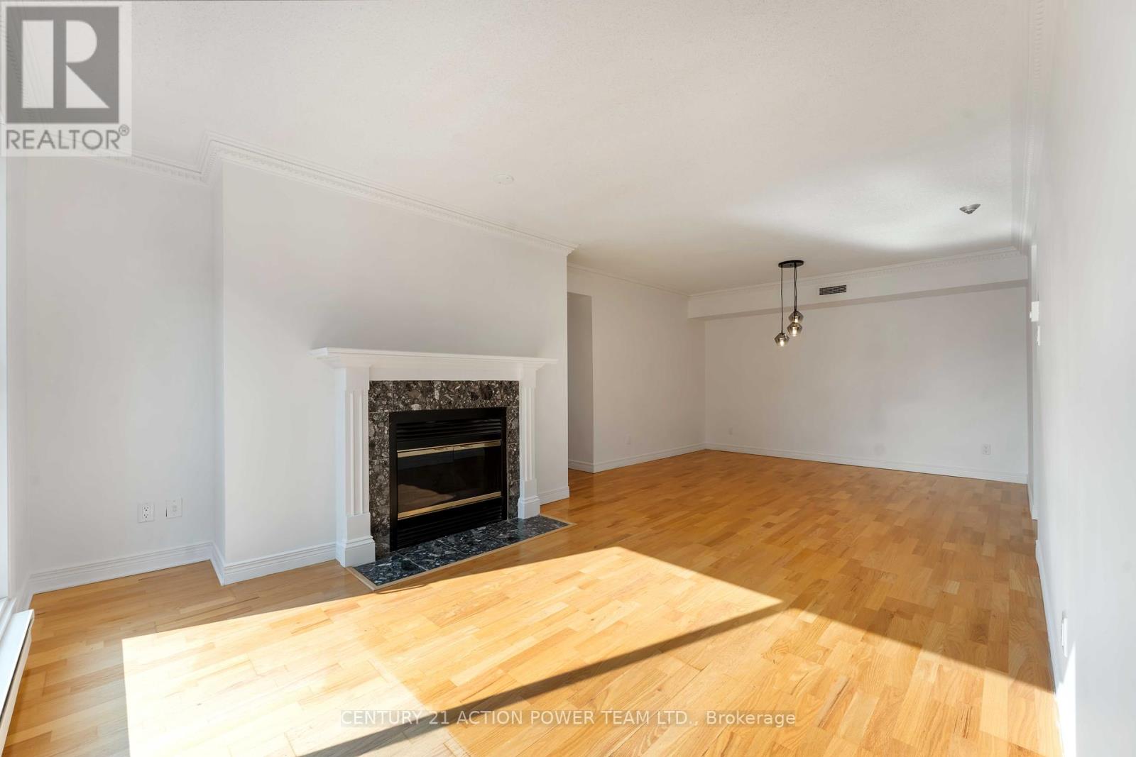 Photo 16 of Ph 6 939 North River Road, Ottawa ON