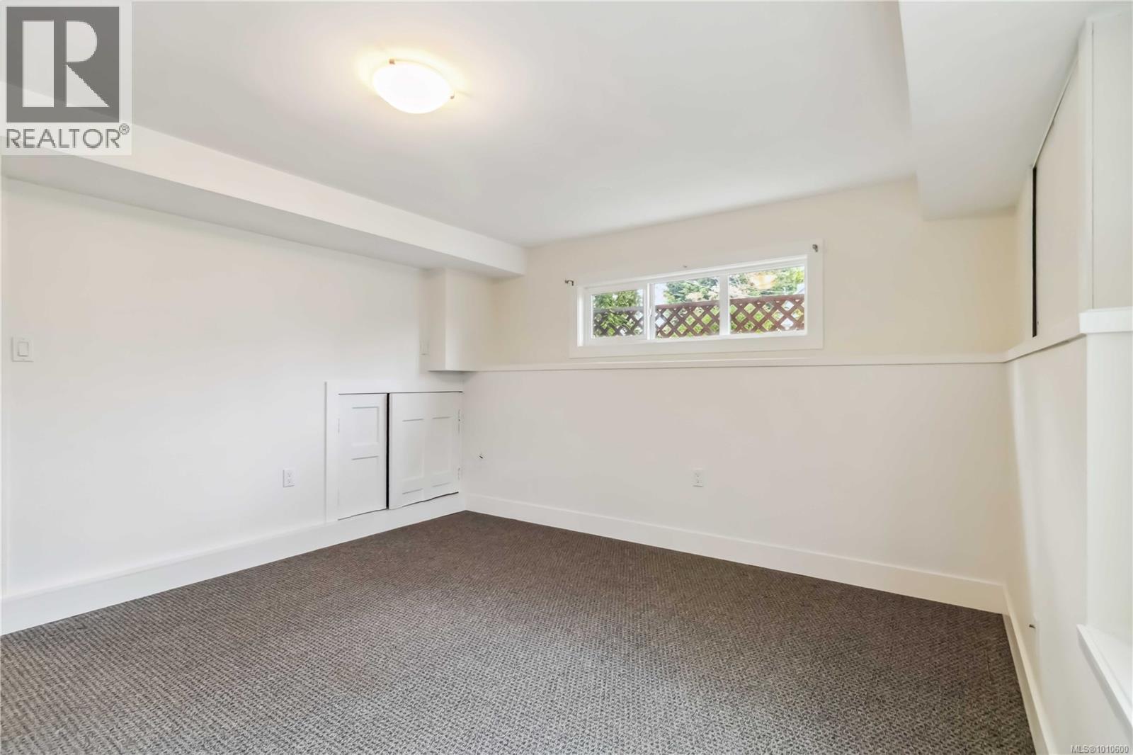 Photo 47 of 1273 Holloway St, Saanich BC