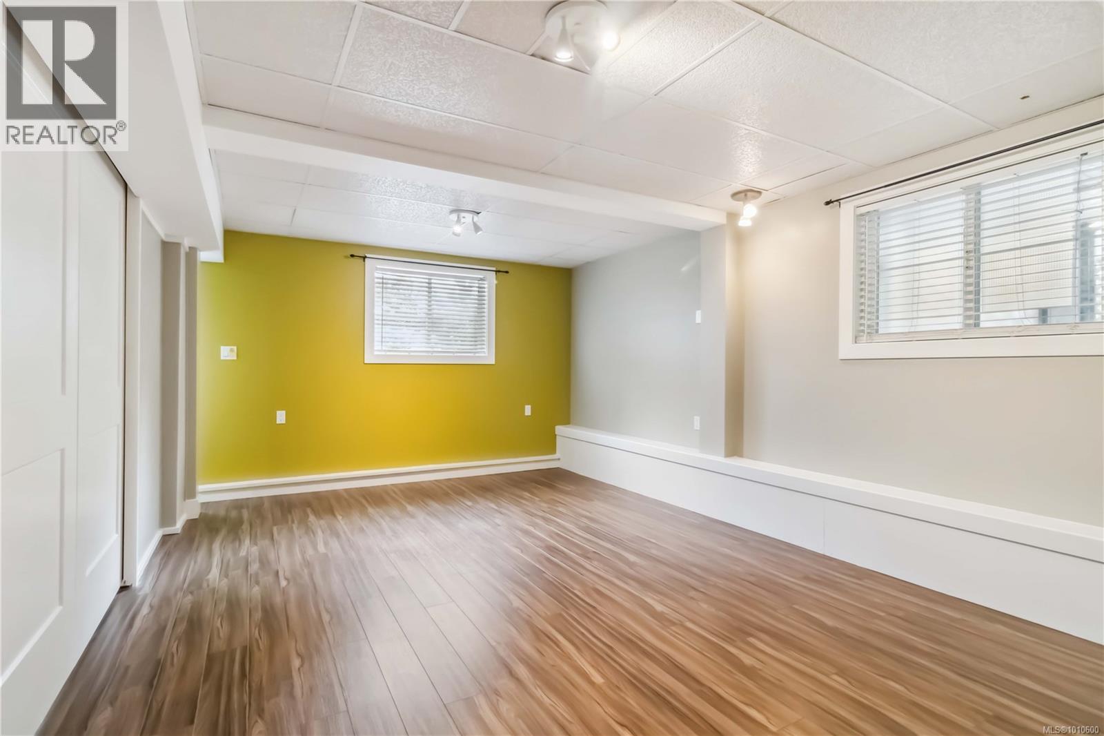 Photo 25 of 1273 Holloway St, Saanich BC