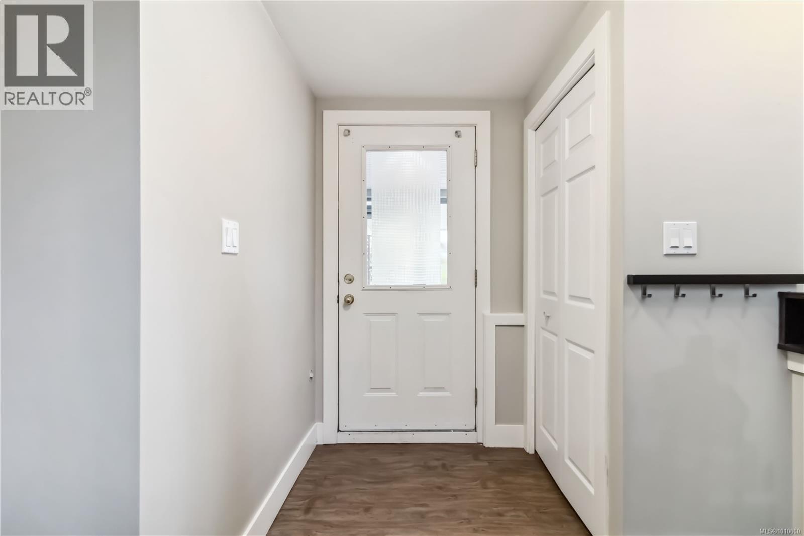 Photo 58 of 1273 Holloway St, Saanich BC