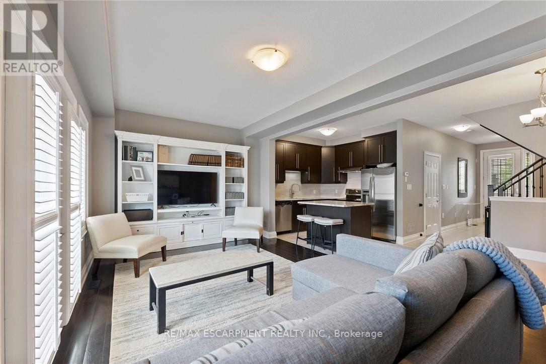Photo 15 of 57 Sexton Crescent, Hamilton ON