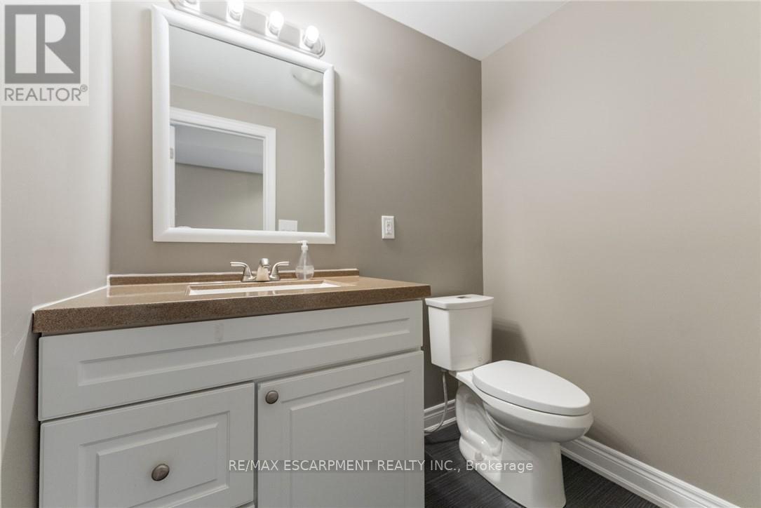 Photo 16 of 57 Sexton Crescent, Hamilton ON