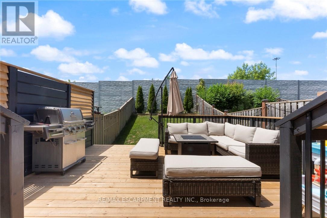 Photo 6 of 57 Sexton Crescent, Hamilton ON