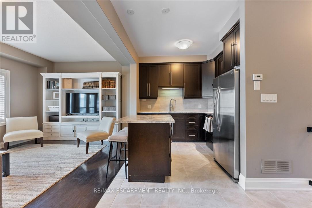 Photo 2 of 57 Sexton Crescent, Hamilton ON