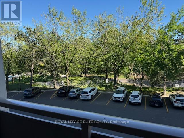 Photo 15 of 310 3120 Kirwin Avenue, Mississauga ON