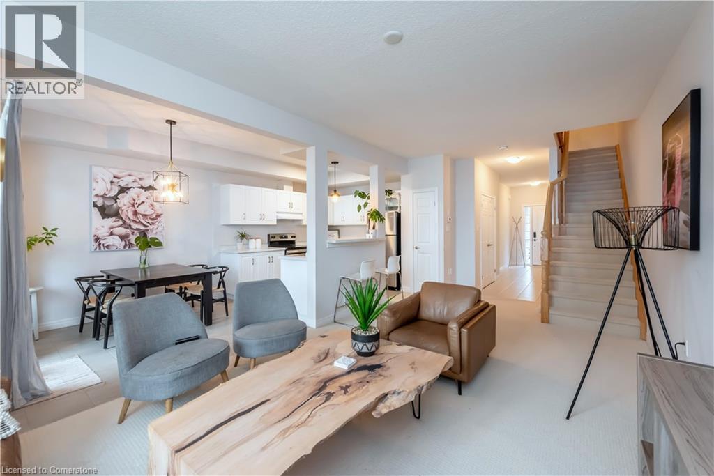 Photo 26 of 80 Dunrobin Lane, Grimsby ON