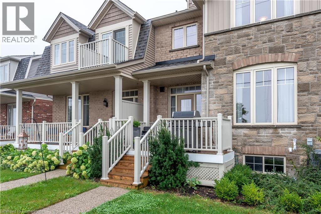 Photo 4 of 80 Dunrobin Lane, Grimsby ON