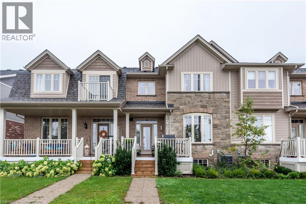 Photo 25 of 80 Dunrobin Lane, Grimsby ON