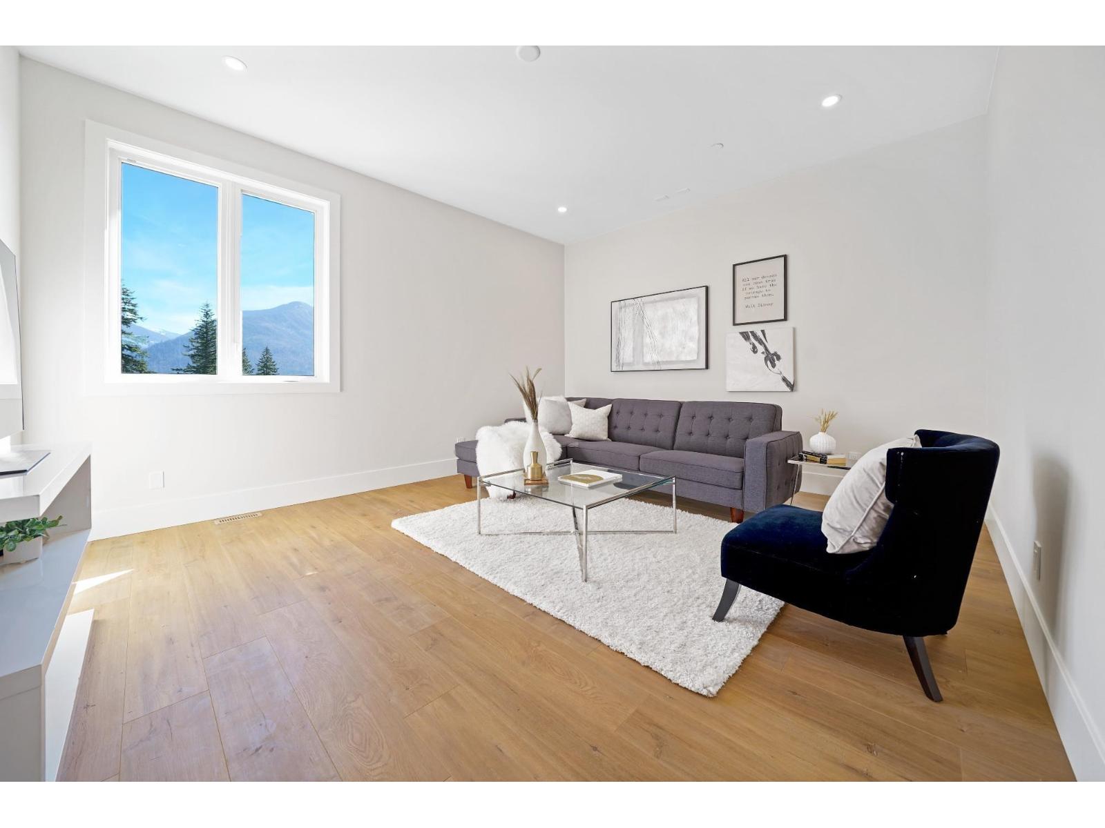 Photo 4 of 46137 Crestview Drive Promontory, Chilliwack BC