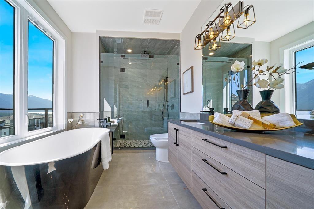 Photo 1 of 46137 Crestview Drive Promontory, Chilliwack BC