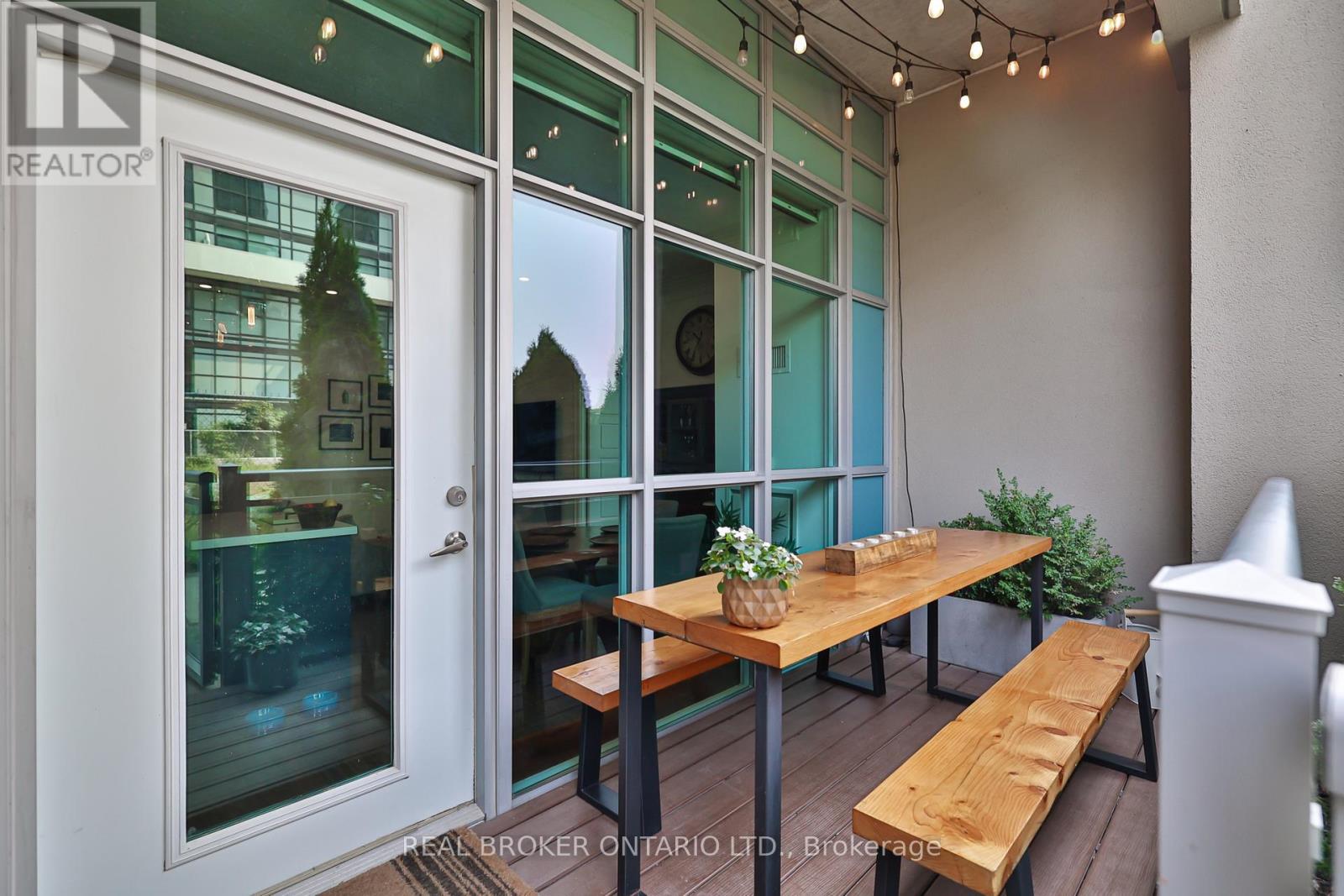 Photo 16 of 107 155 Legion Road N, Toronto ON
