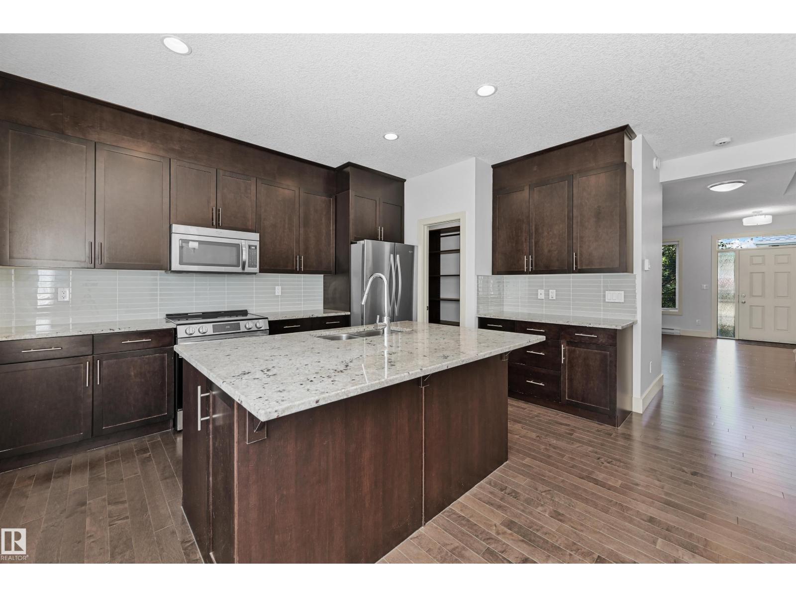 Photo 5 of 7506 May Cm Nw, Edmonton AB