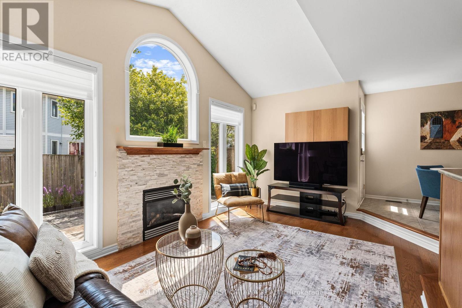 Photo 13 of 260 Scout Street, Ottawa ON