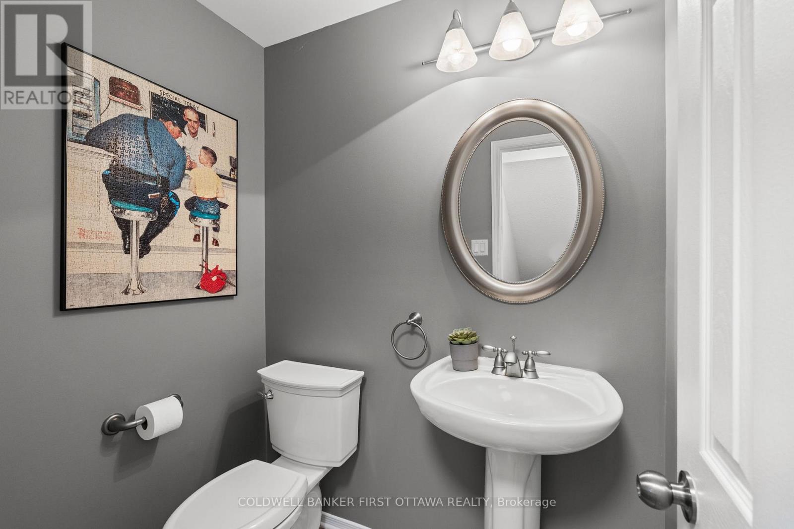 Photo 31 of 260 Scout Street, Ottawa ON