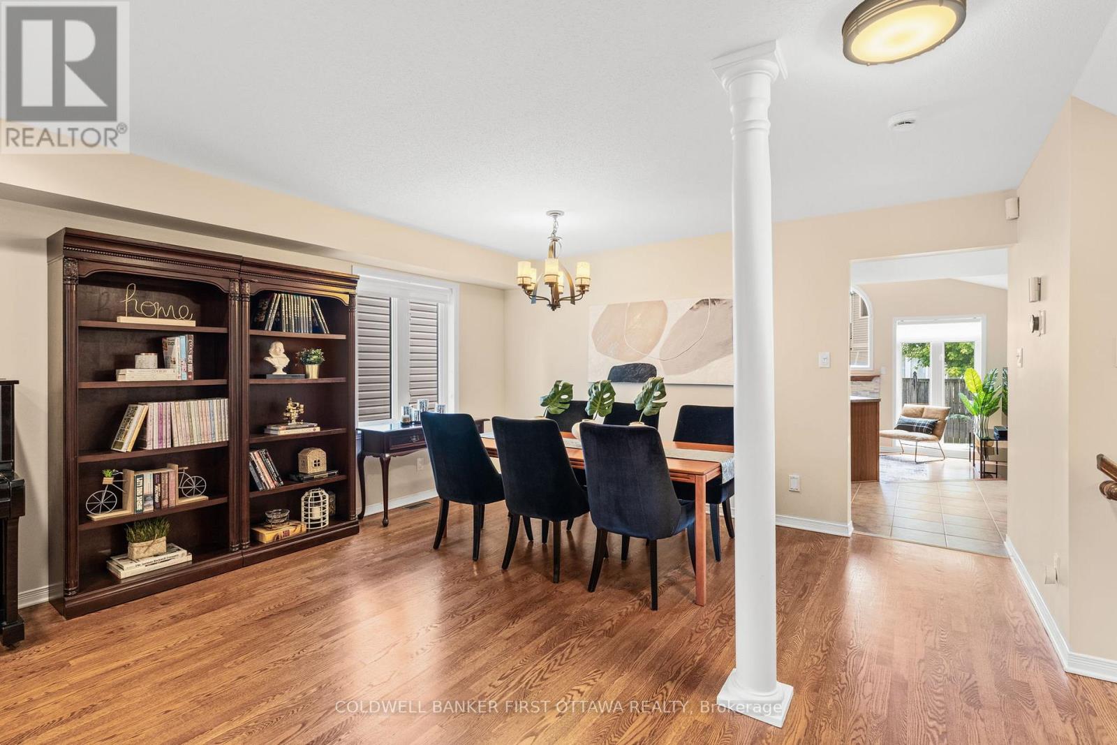 Photo 6 of 260 Scout Street, Ottawa ON