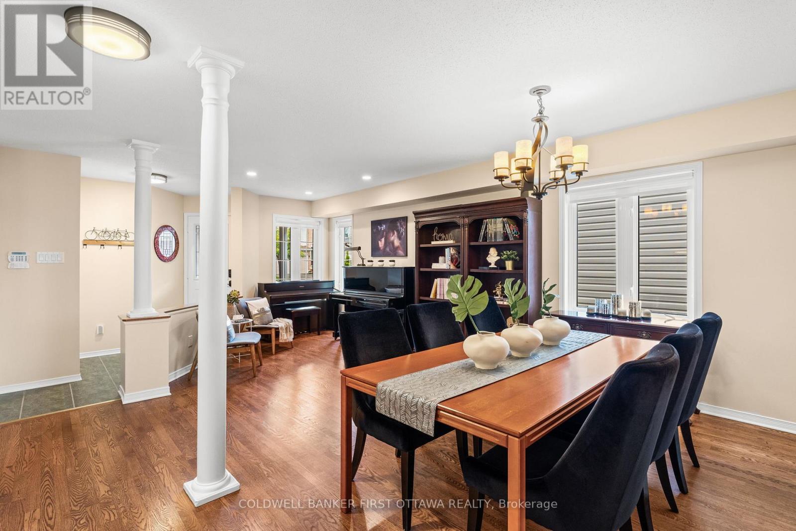 Photo 7 of 260 Scout Street, Ottawa ON