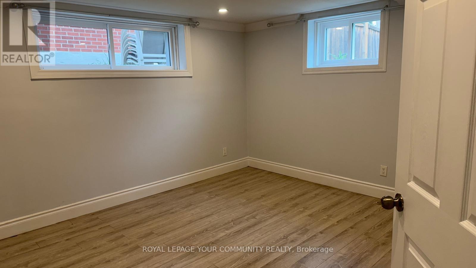 Photo 3 of 199 Acton Avenue, Toronto ON
