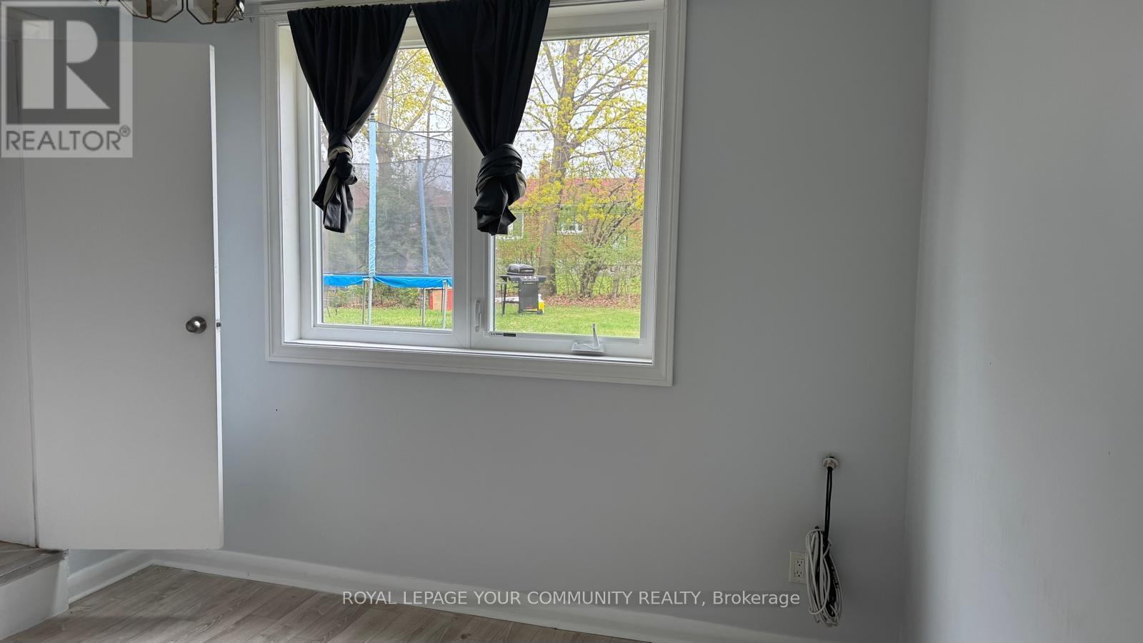 Photo 13 of 199 Acton Avenue, Toronto ON