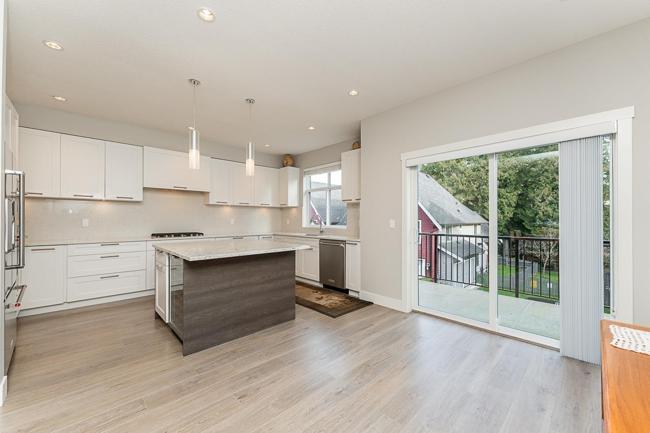 Photo 8 of 117 2853 Helc Place, Surrey BC