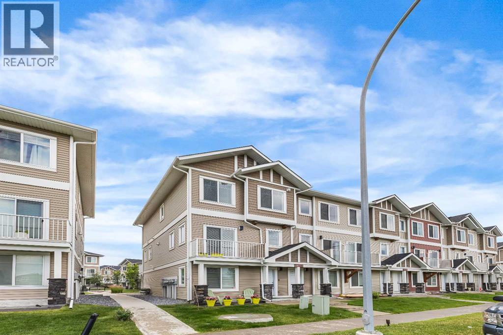 Single Family House for Sale in  Redstone Circle NE Redstone Calgary 