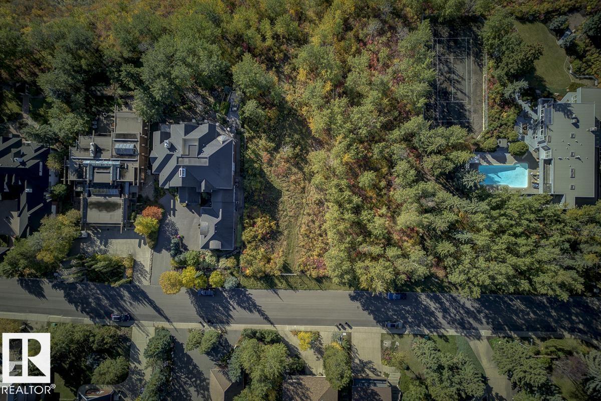 Photo 7 of 5108 154 St Nw, Edmonton AB